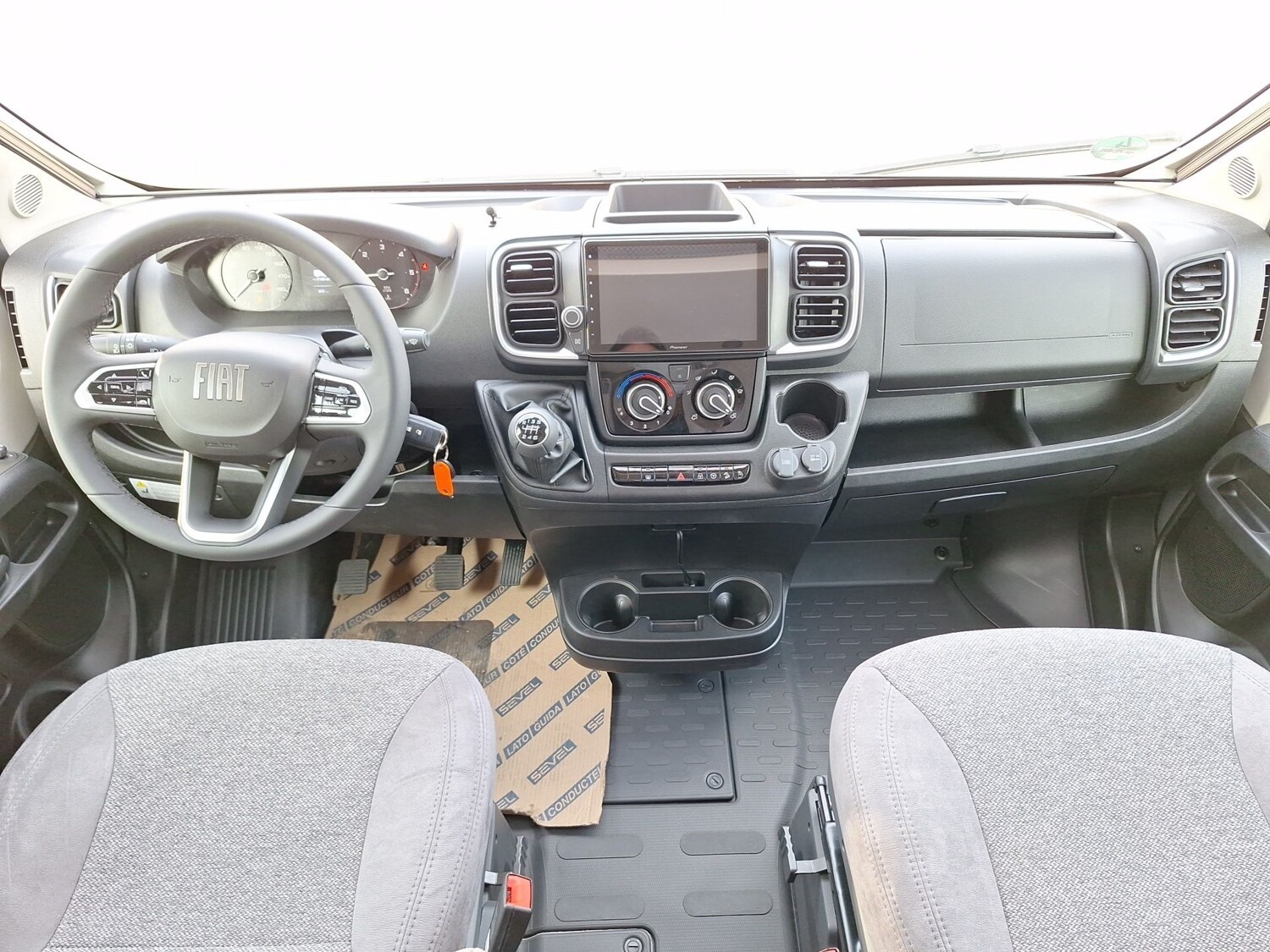 Carado T 338