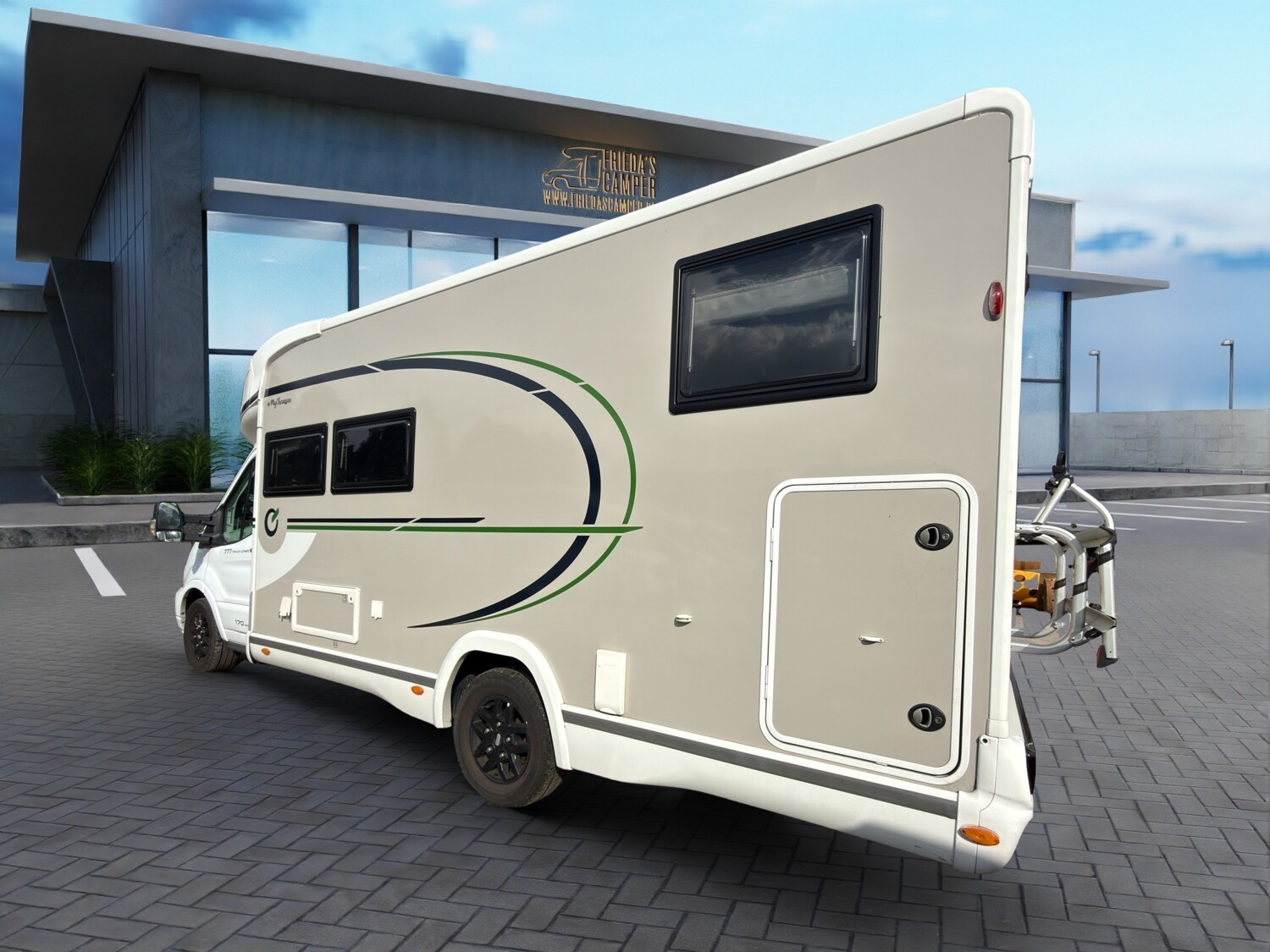 Chausson Integriert Titanium Line 777 /  EL- + Hubbett – Bild 4
