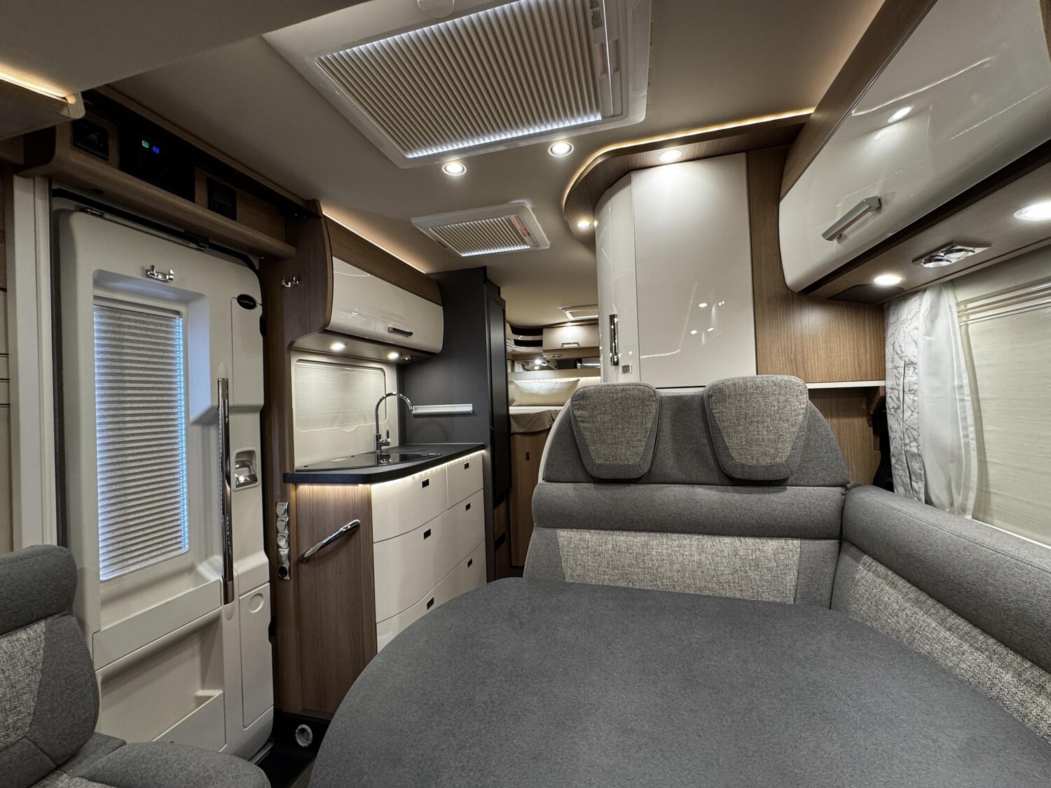 Carthago C1-tourer I 143 KB LE comfort – Bild 12