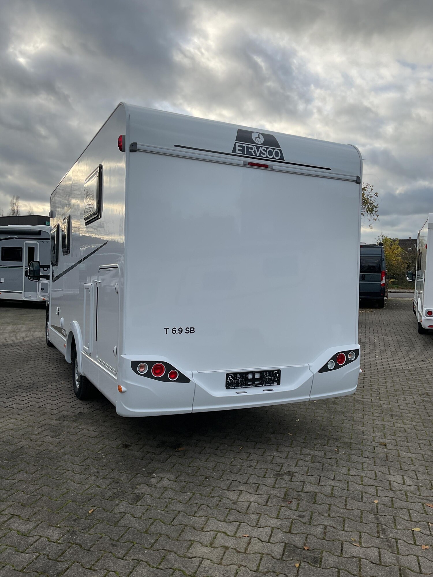 Etrusco T-Modell Base 6.9 SB inkl. Dachklimaanlage 2026 Bild 2