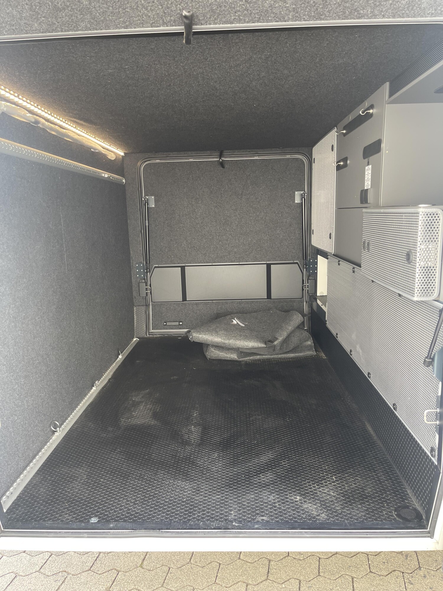 Niesmann-Bischoff Flair 920