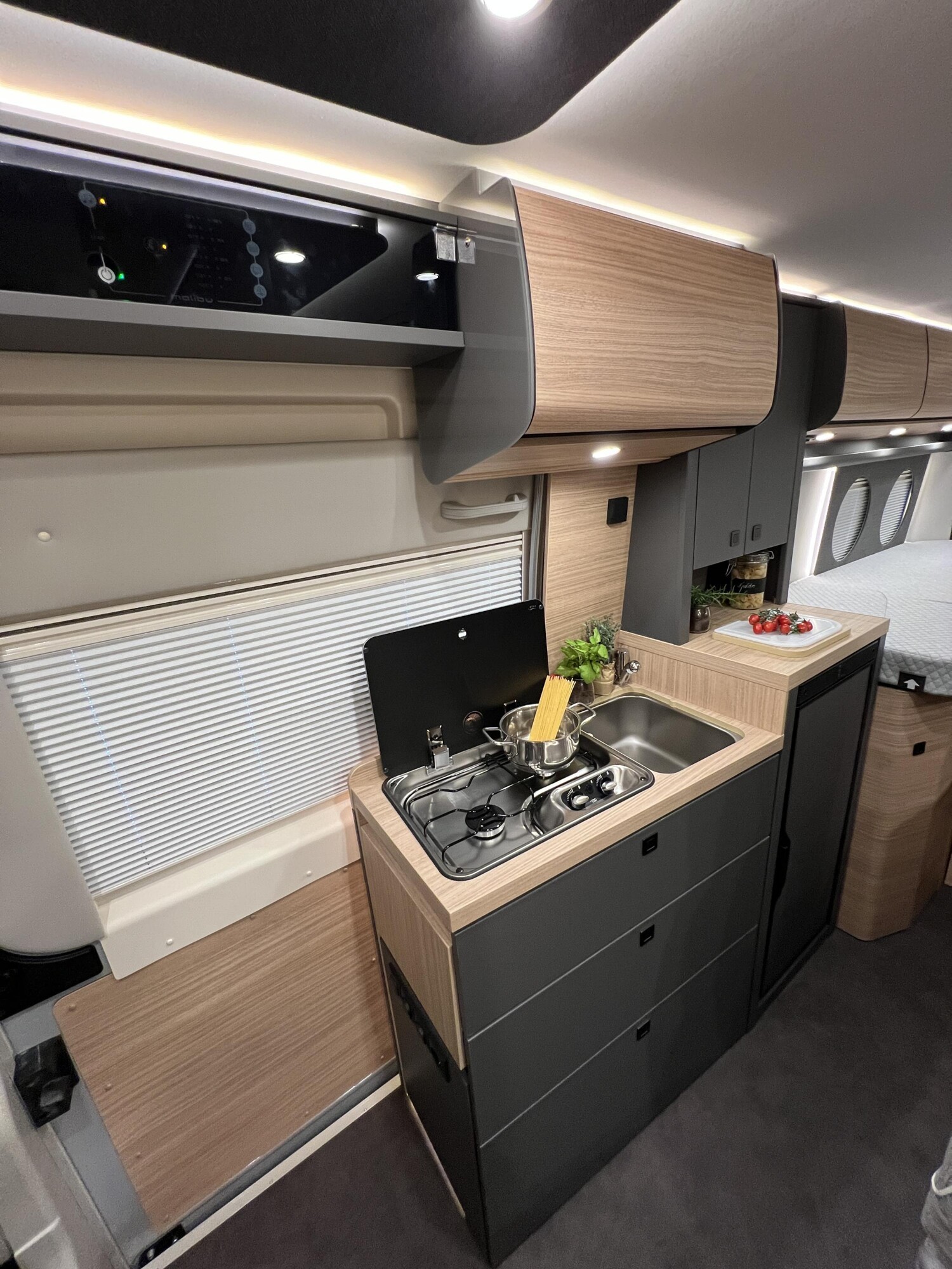 Malibu Van charming GT skyview 640 LE K – Bild 19