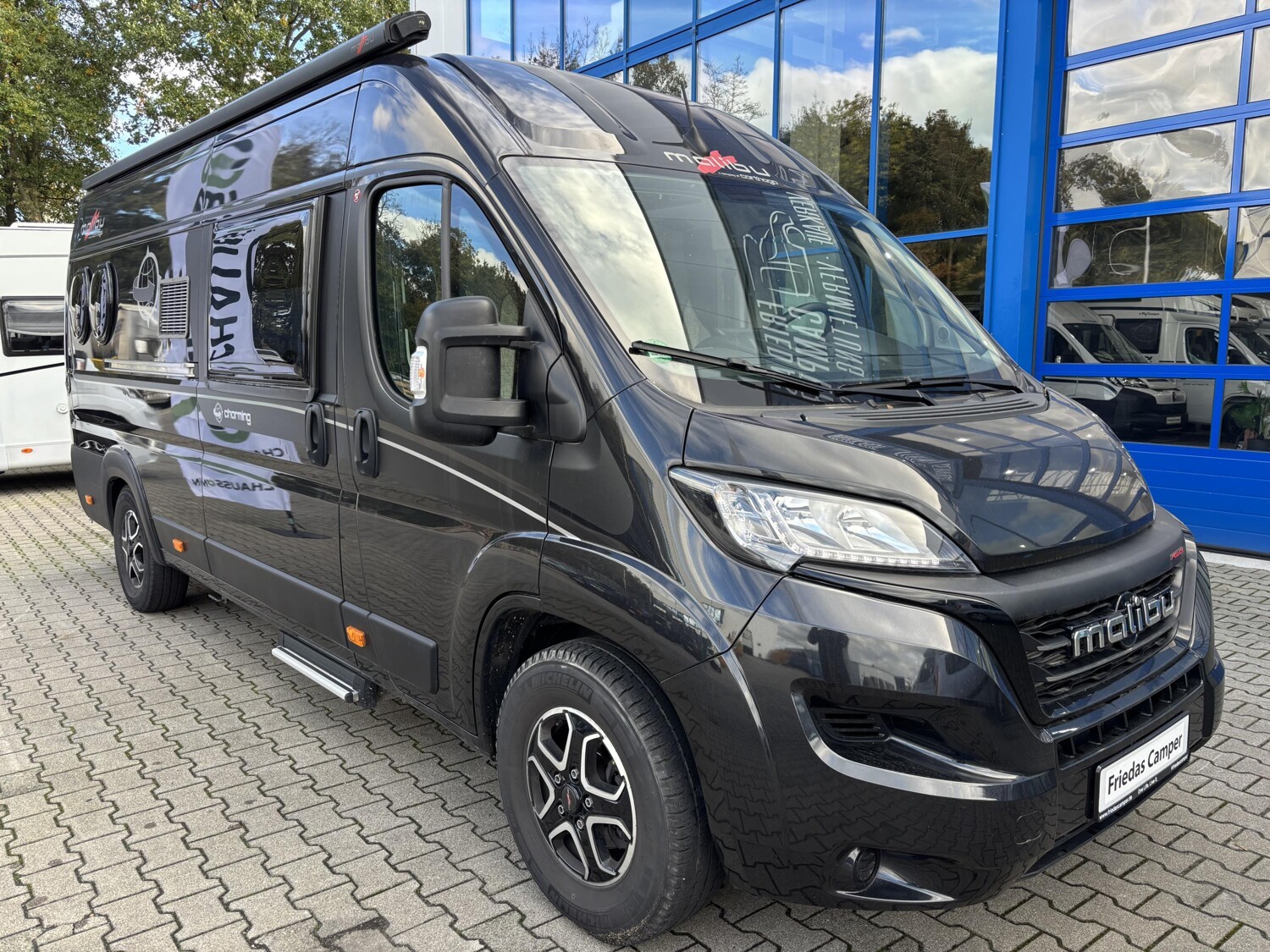 Malibu Van Coupe 640 – Außenansicht