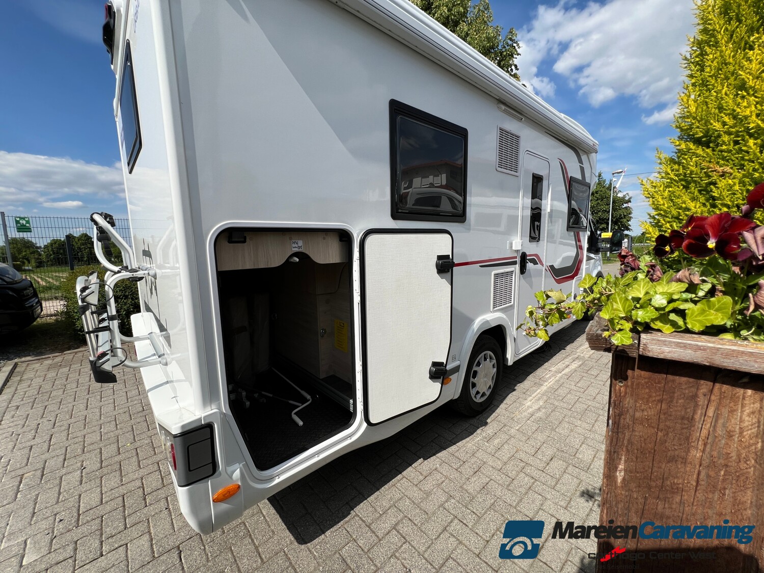 Challenger Teilintegriert 380 – Bild 25