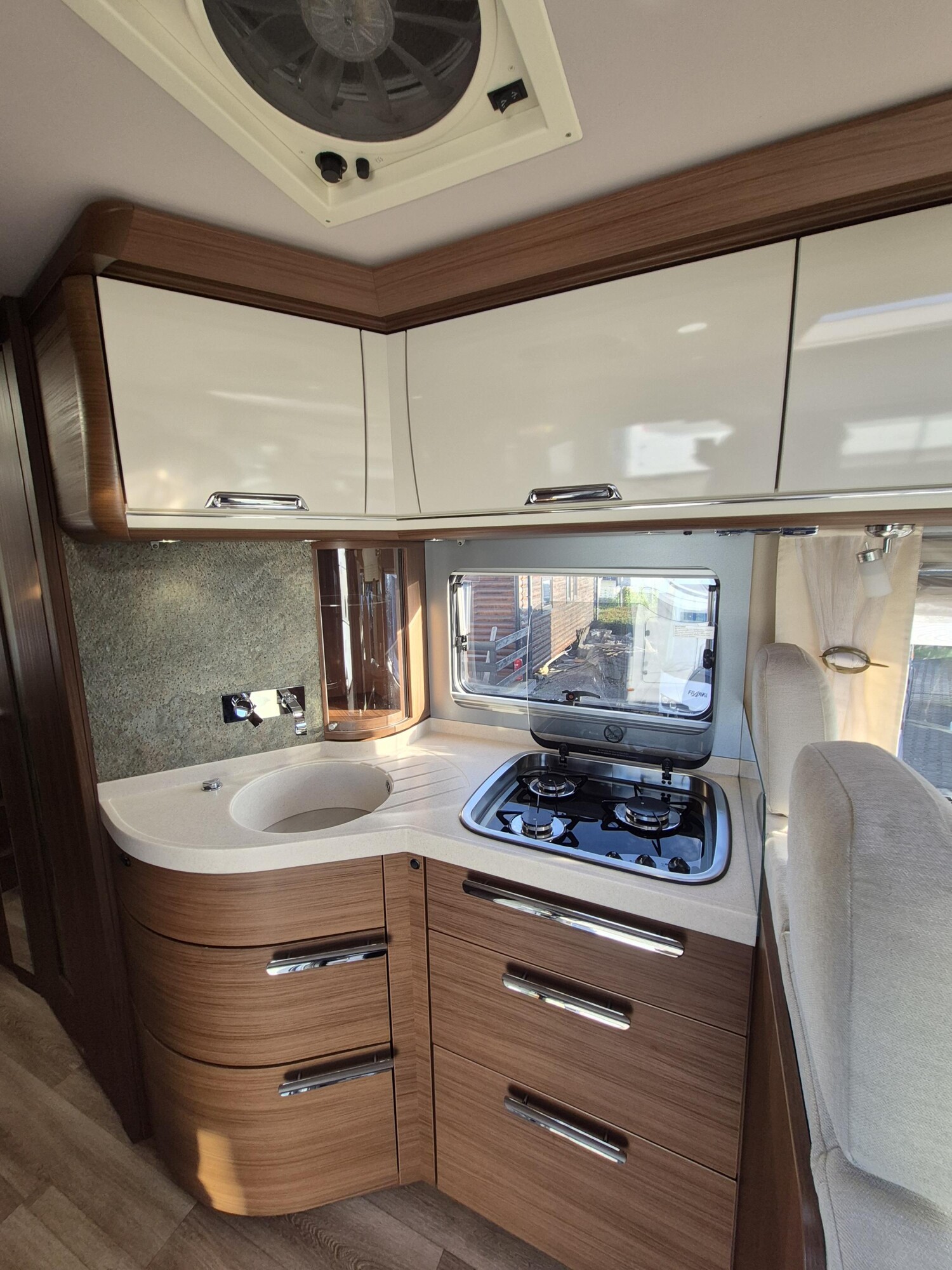 Niesmann-Bischoff Flair 880 LE
