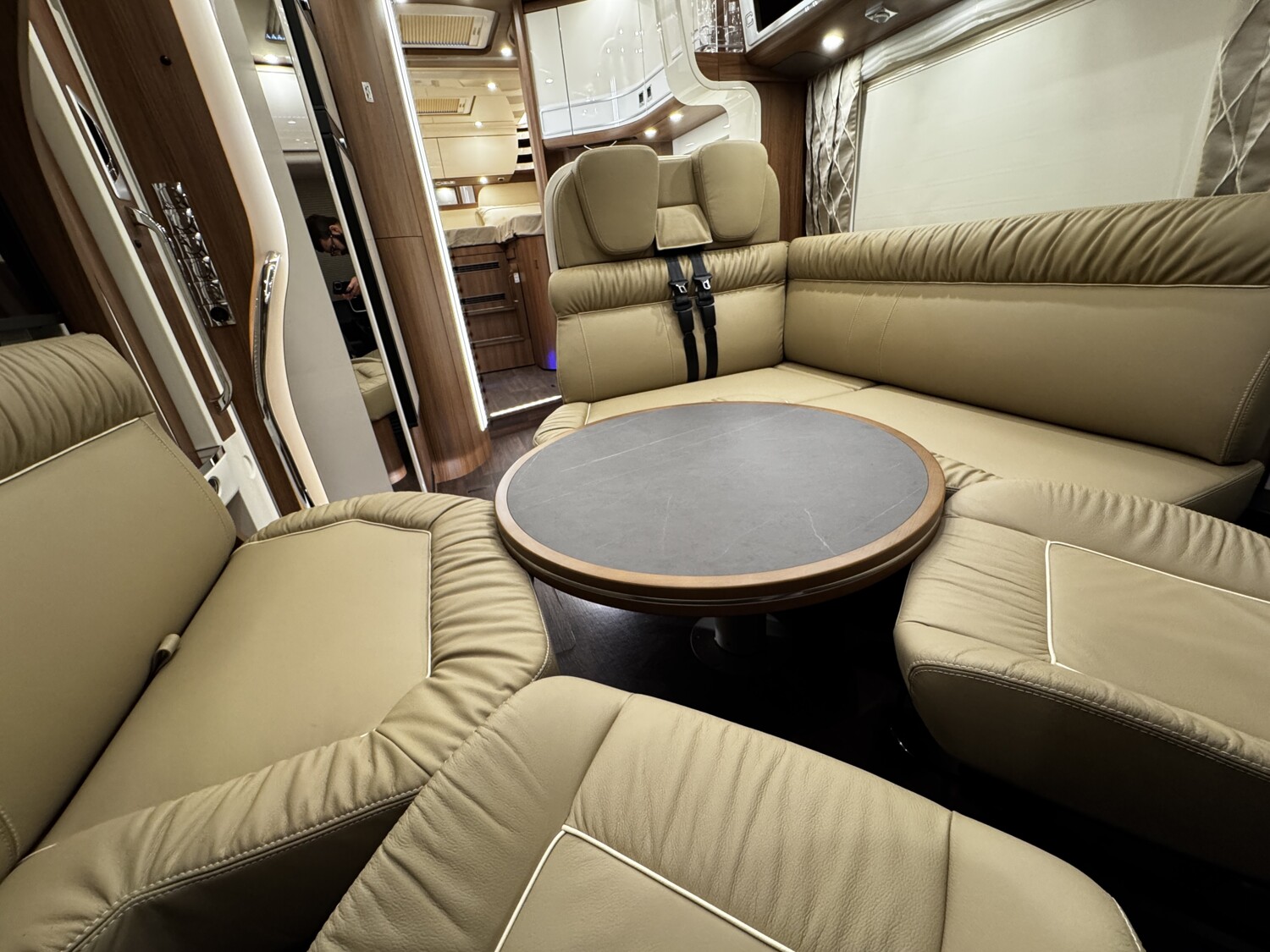 Carthago chic e-line I 50 LE DA – Bild 15