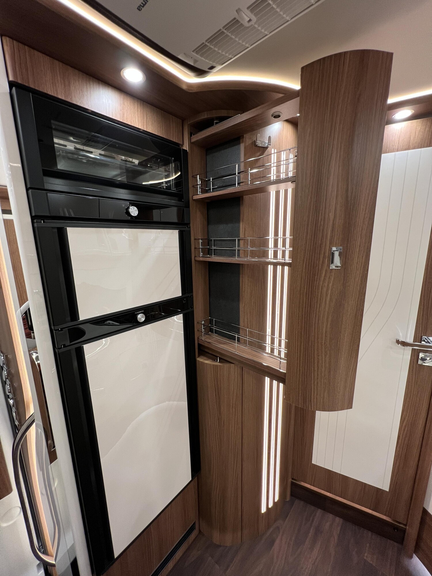Carthago chic e-line I 50 LE – Bild 23