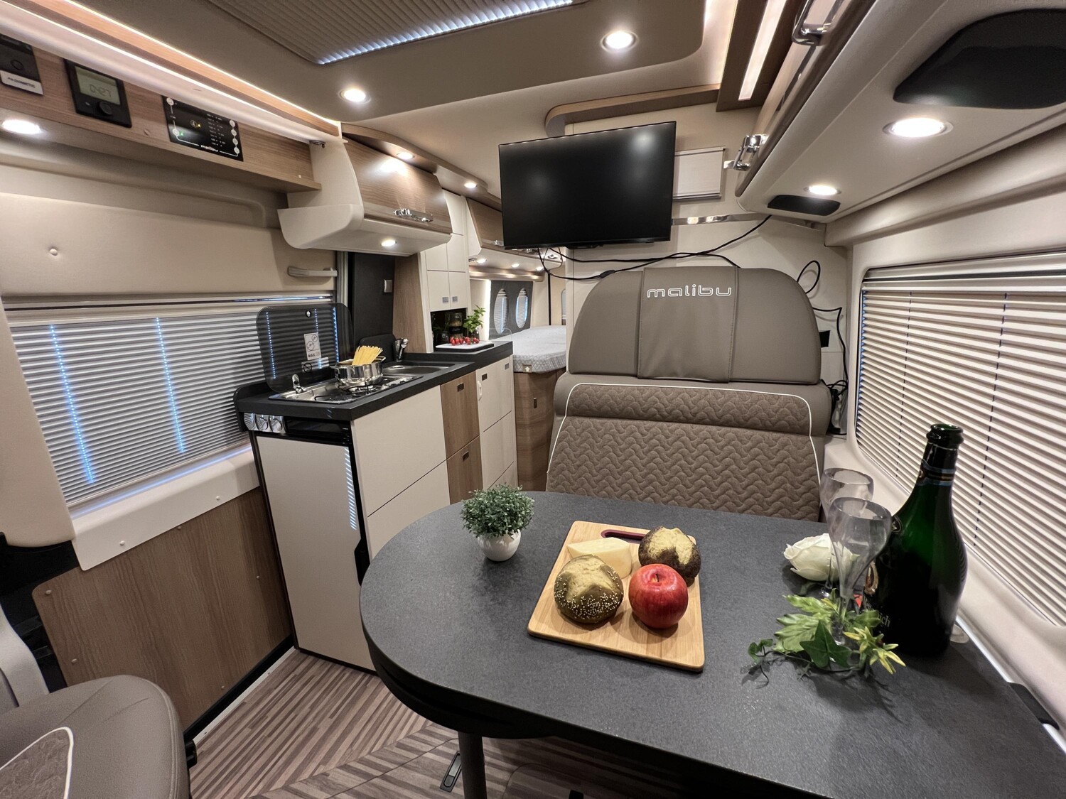 Malibu Van charming GT skyview 640 LE RB – Bild 13