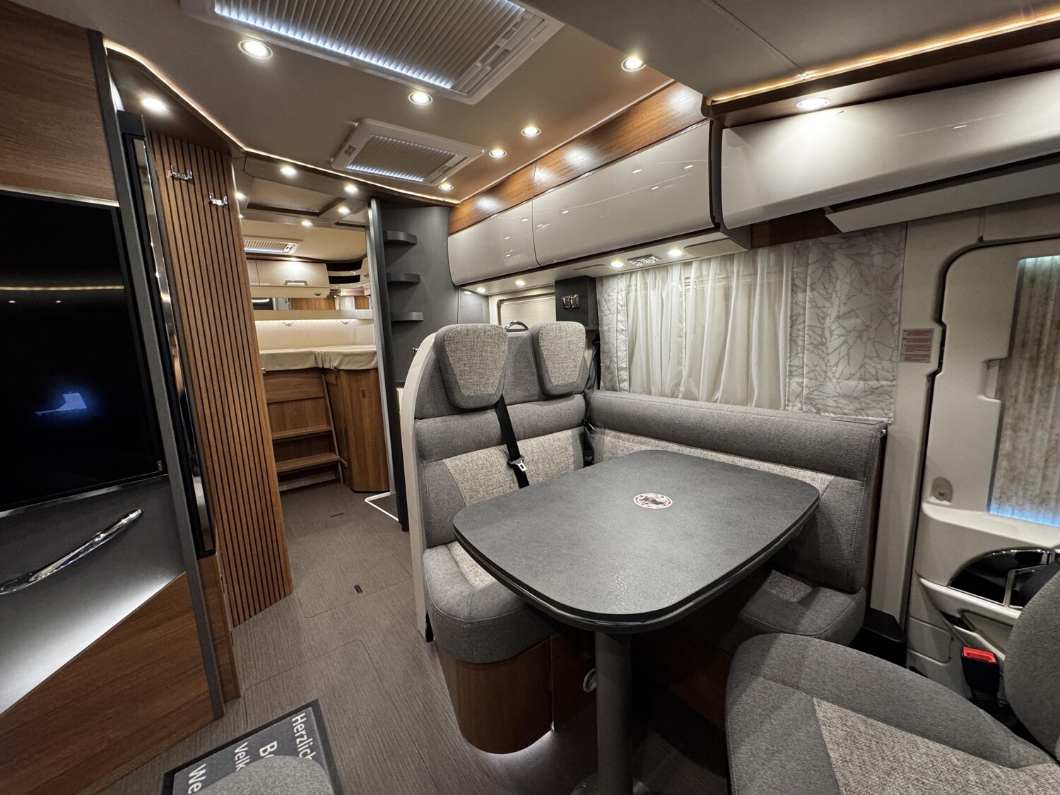 Carthago c-tourer superior I 145 RB LE – Bild 13