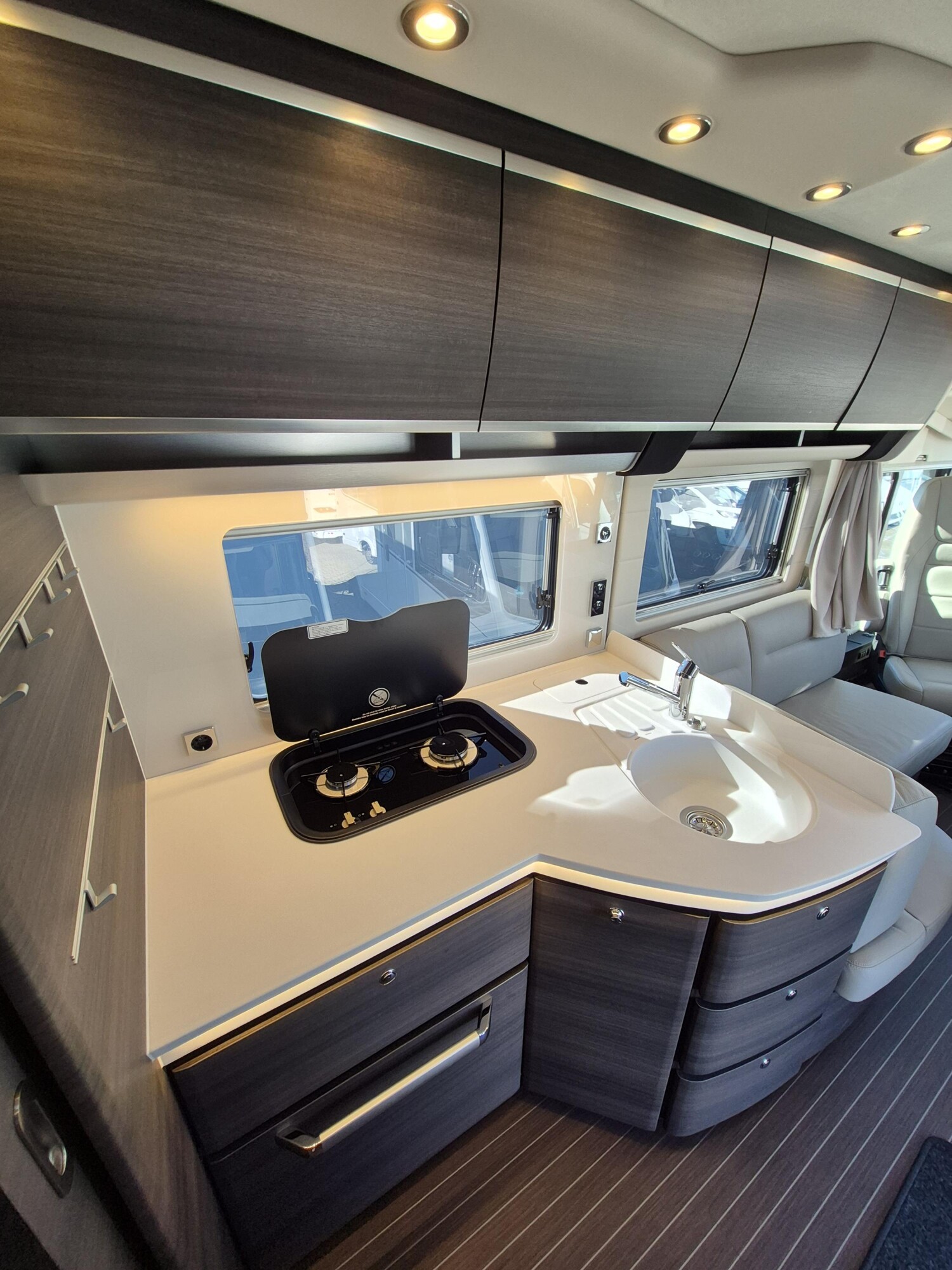 Concorde Carver 850 LI