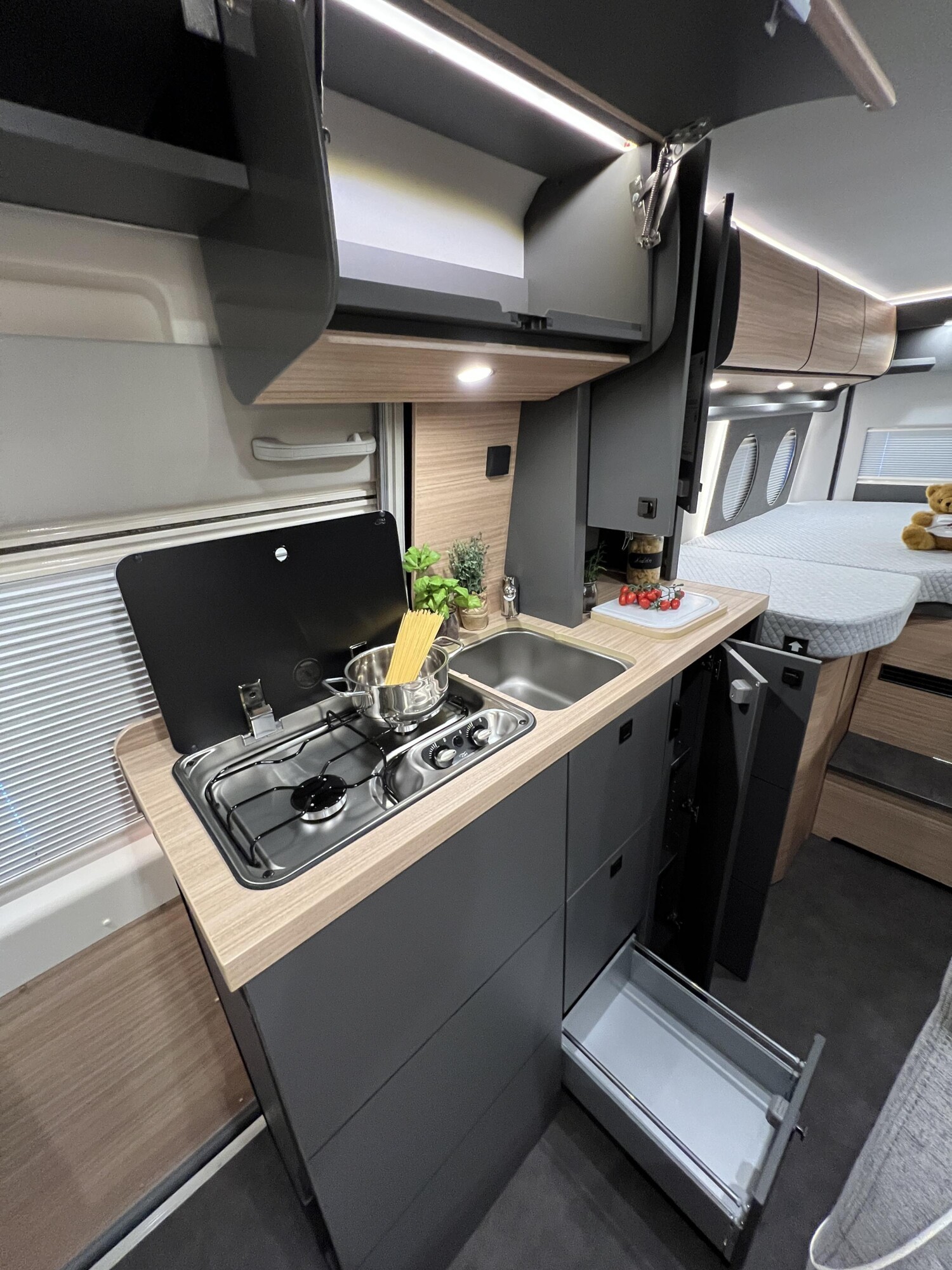 Malibu Van charming coupé 640 LE RB – Bild 19