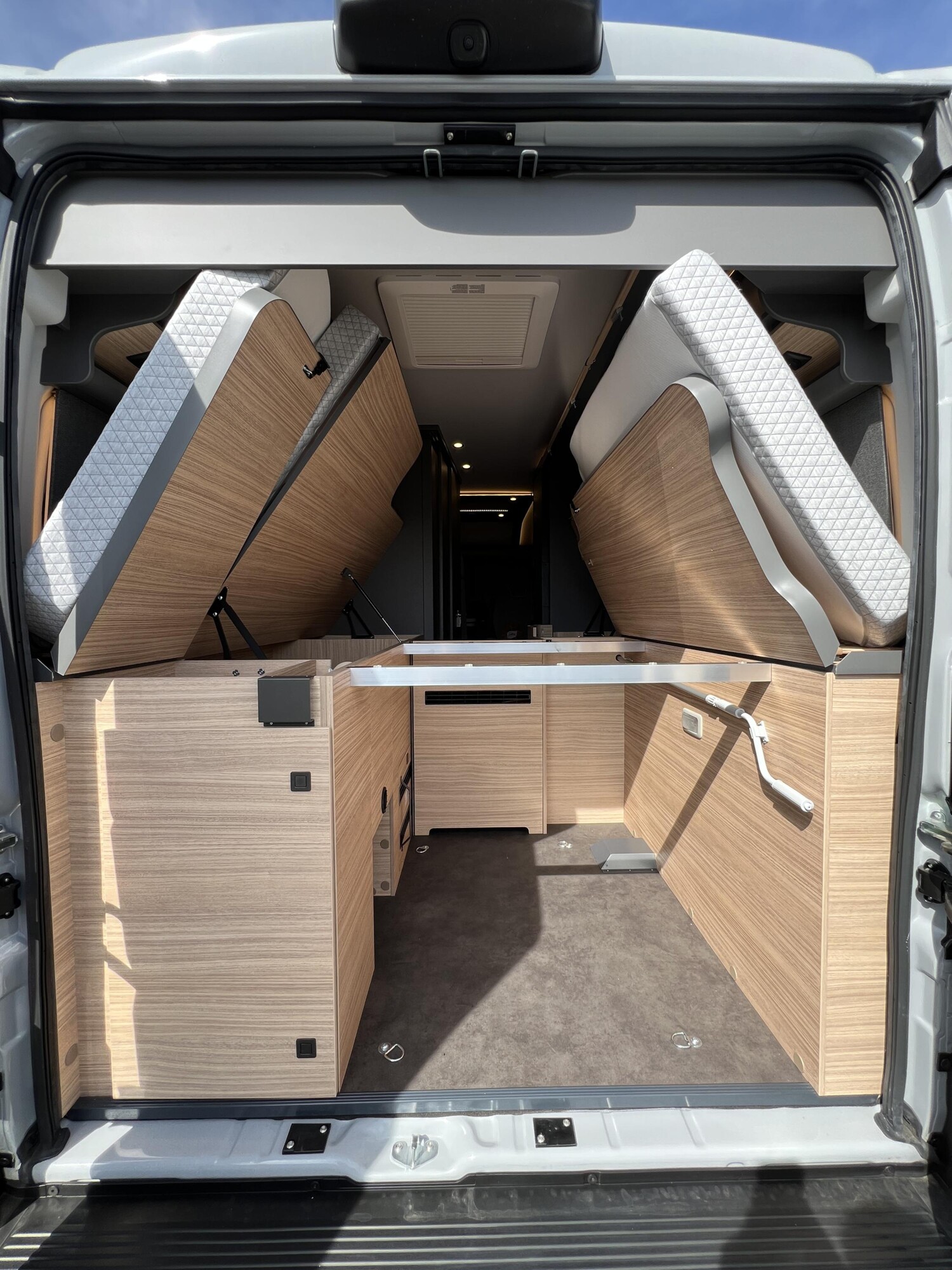 Malibu Van charming GT skyview 640 LE – Bild 26
