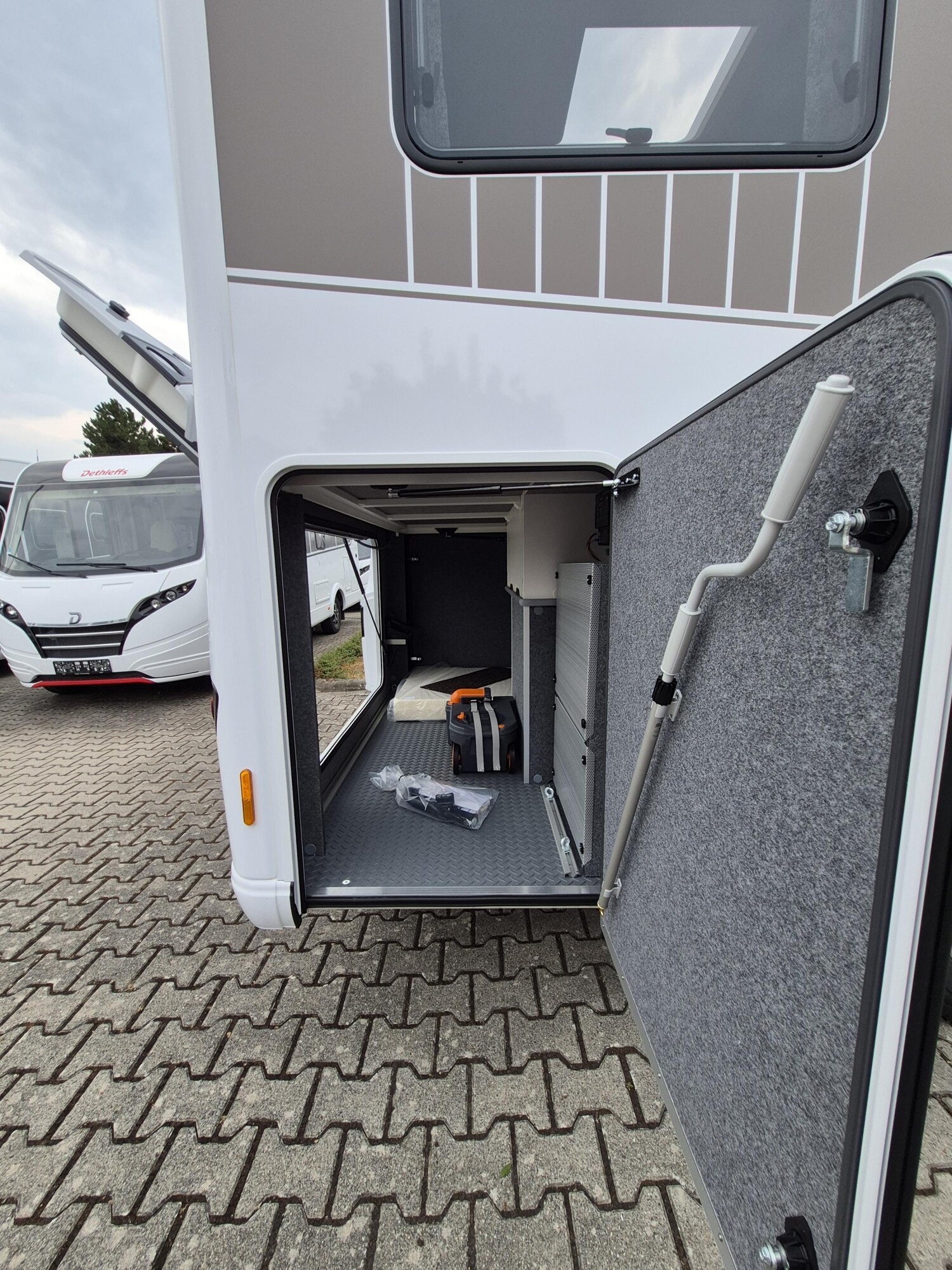 Frankia F-Line A 680 PLUS EDITION TOGETHER 4.5T