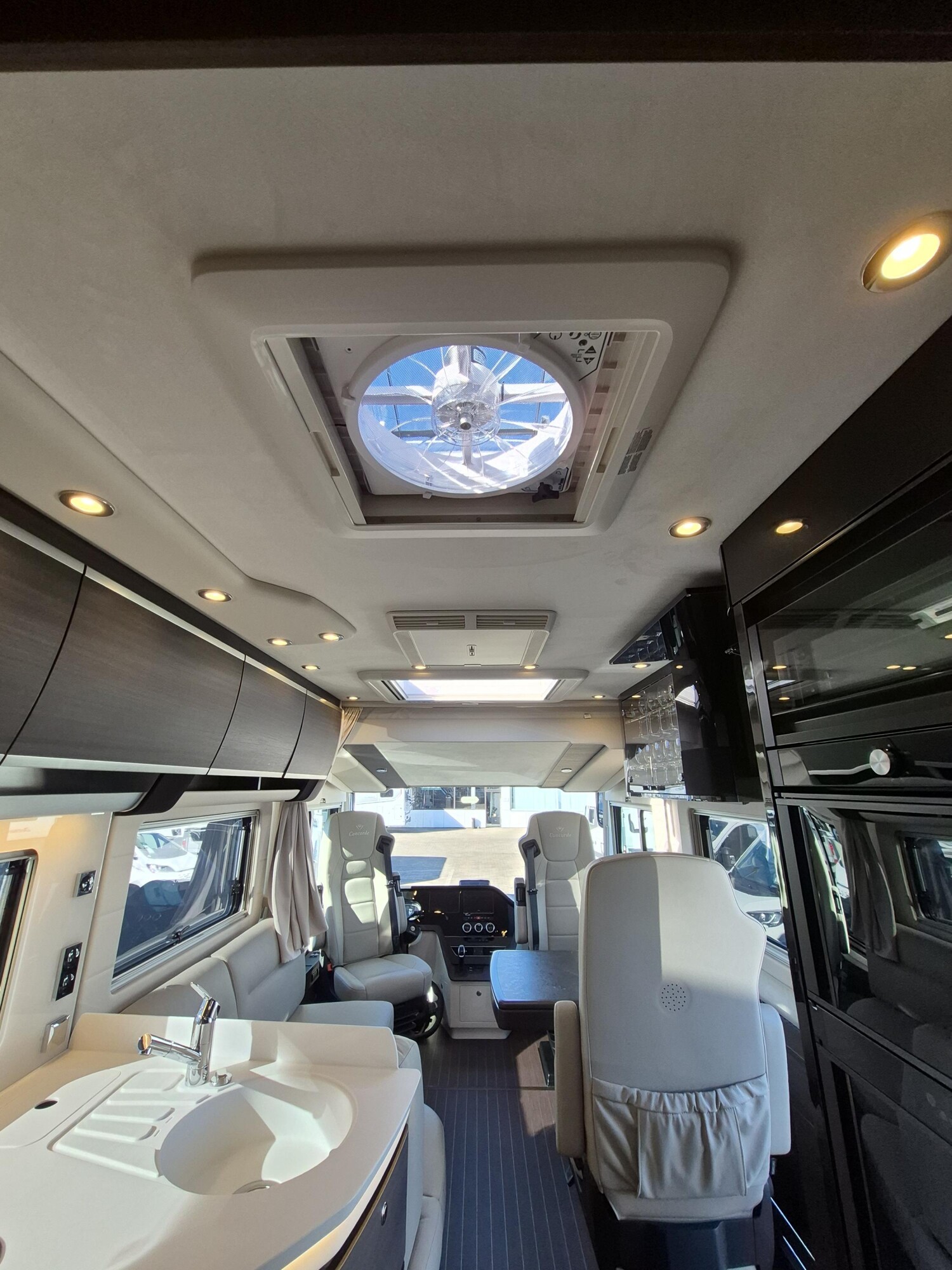 Concorde Carver 850 LI