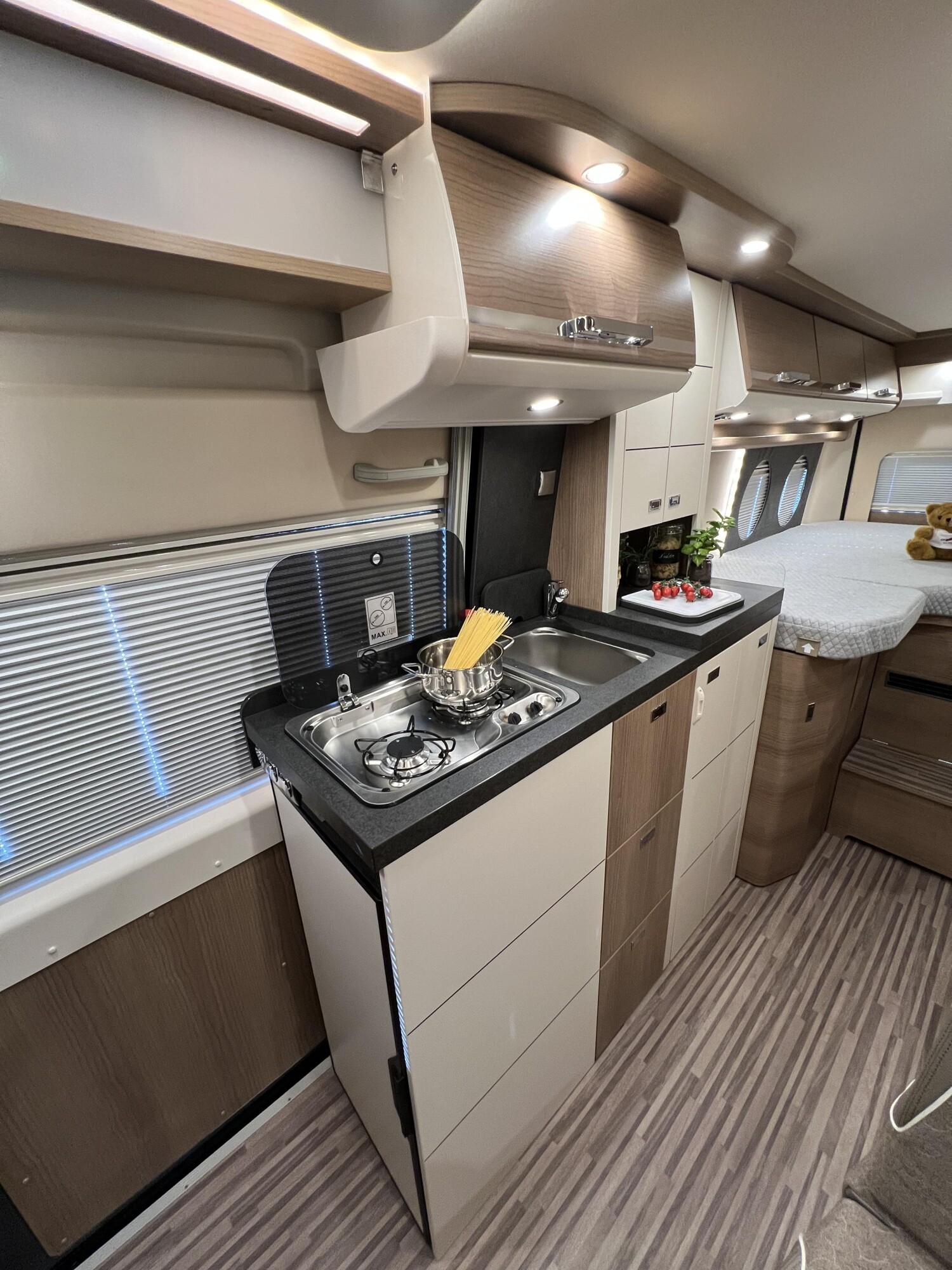 Malibu Van charming GT skyview 640 LE RB – Bild 17