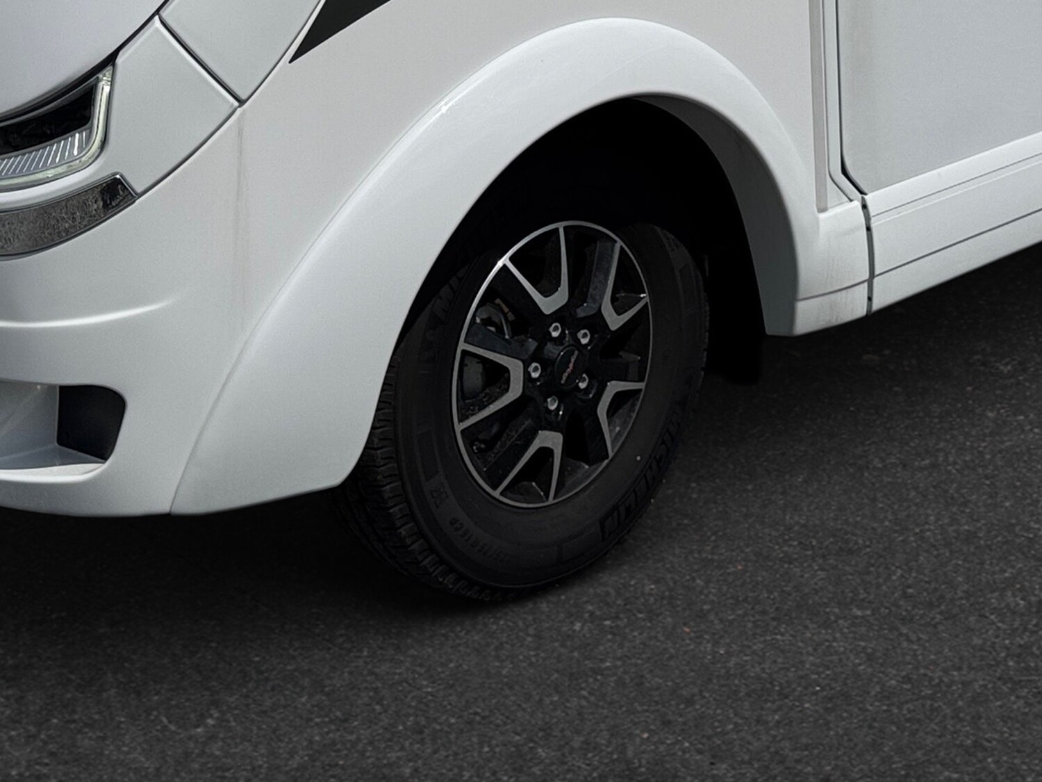 Carthago c-tourer superior I 145 RB LE – Bild 6