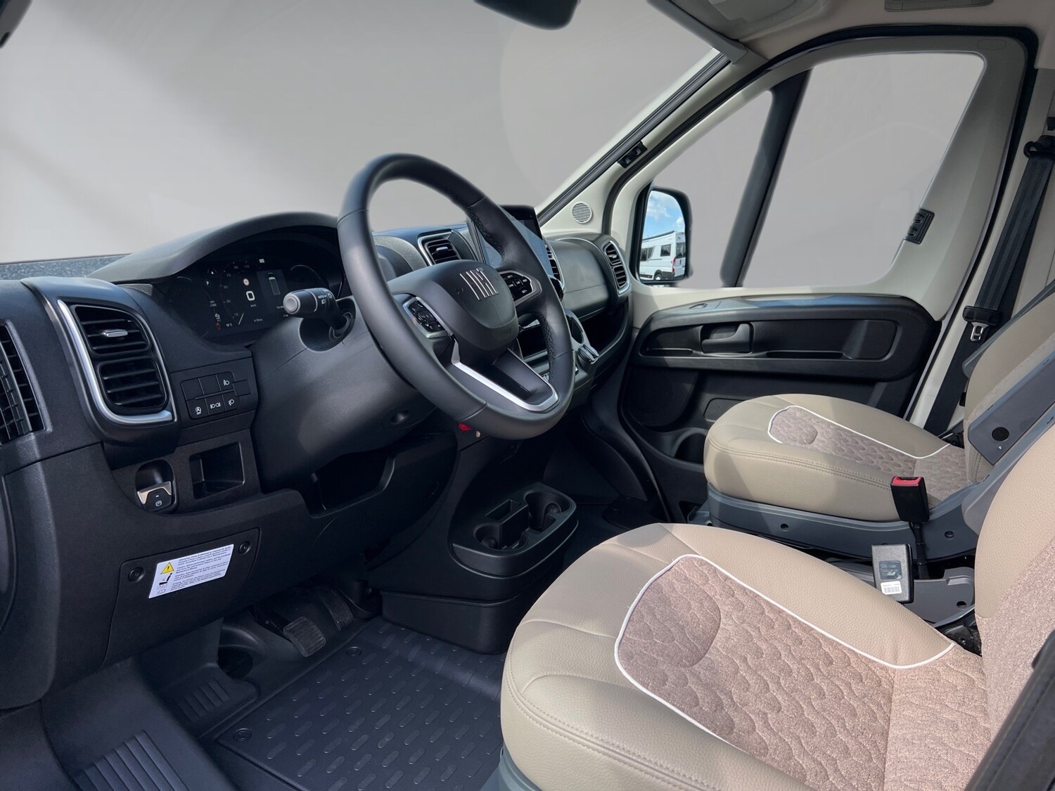 Malibu Van comfort coupé 640 LE – Next Evolution – Bild 7