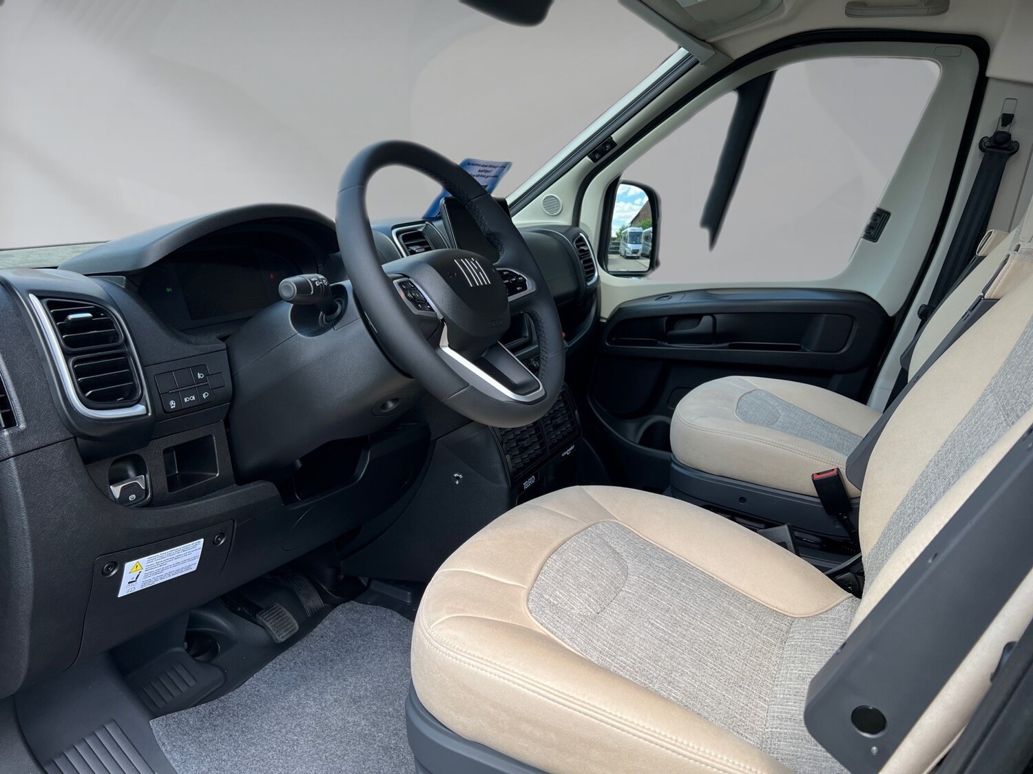 Malibu Van charming GT skyview 640 LE – Bild 8