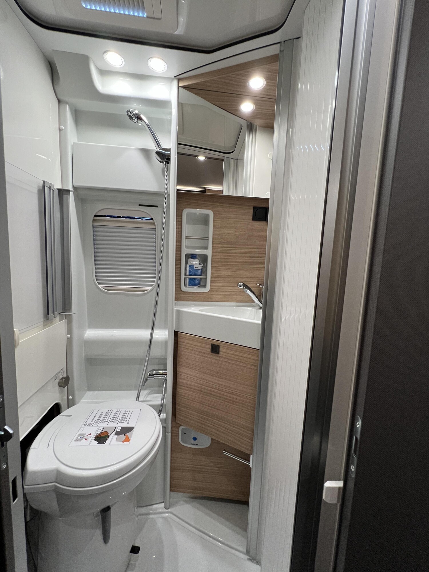 Malibu Van charming GT skyview 640 LE K – Bild 31