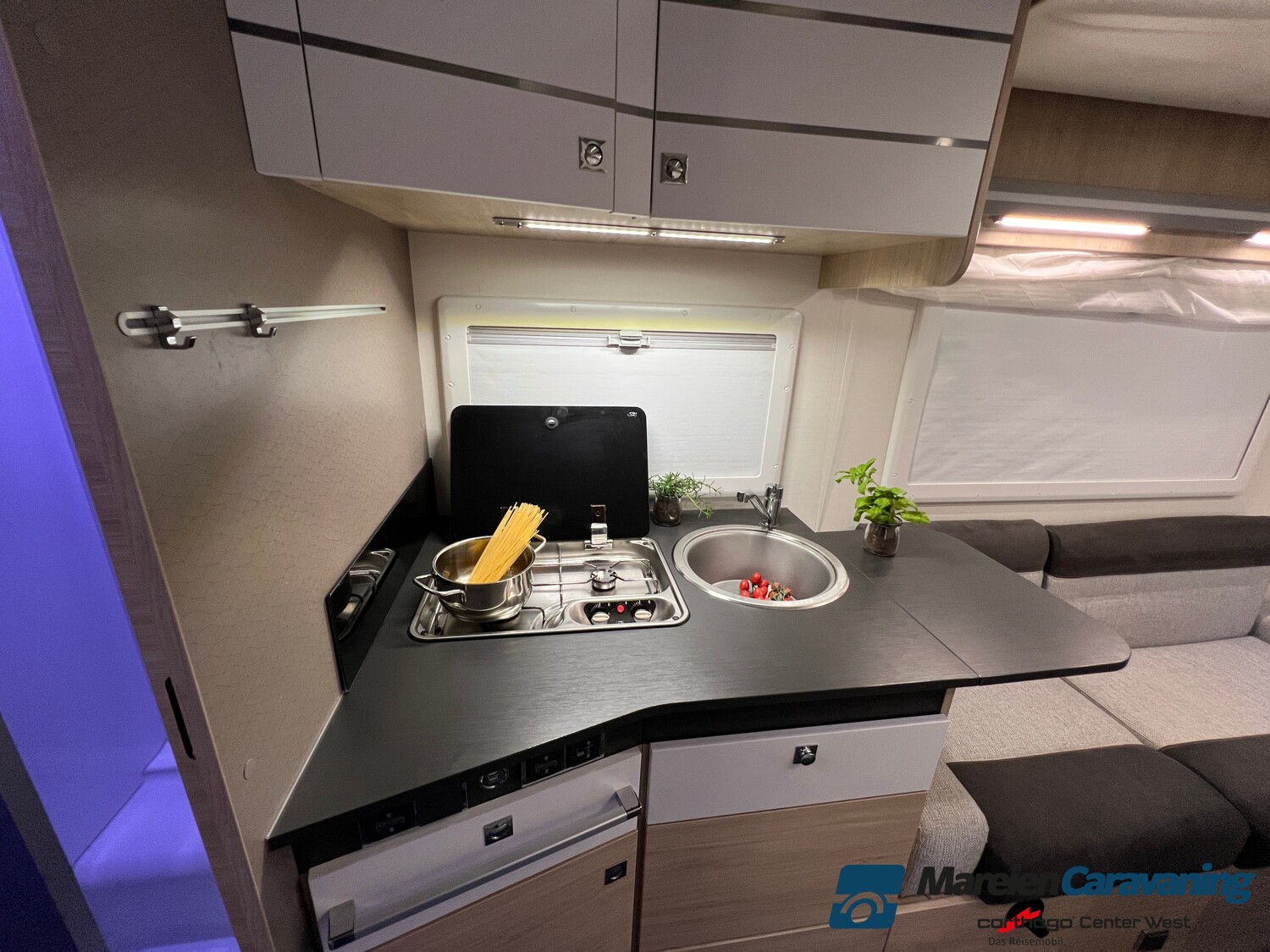 Challenger Teilintegriert 380 – Bild 16