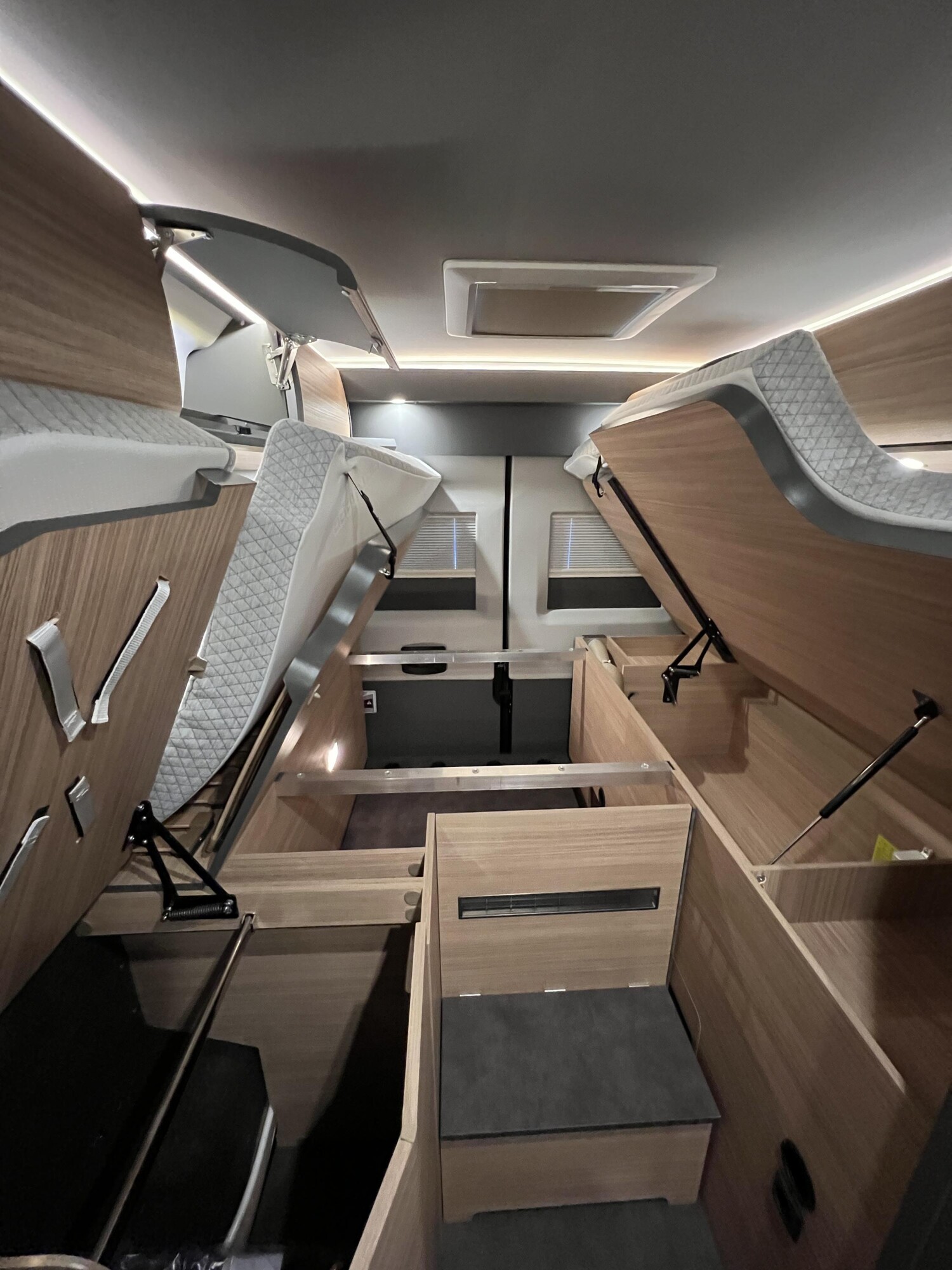 Malibu Van charming GT skyview 640 LE K – Bild 26