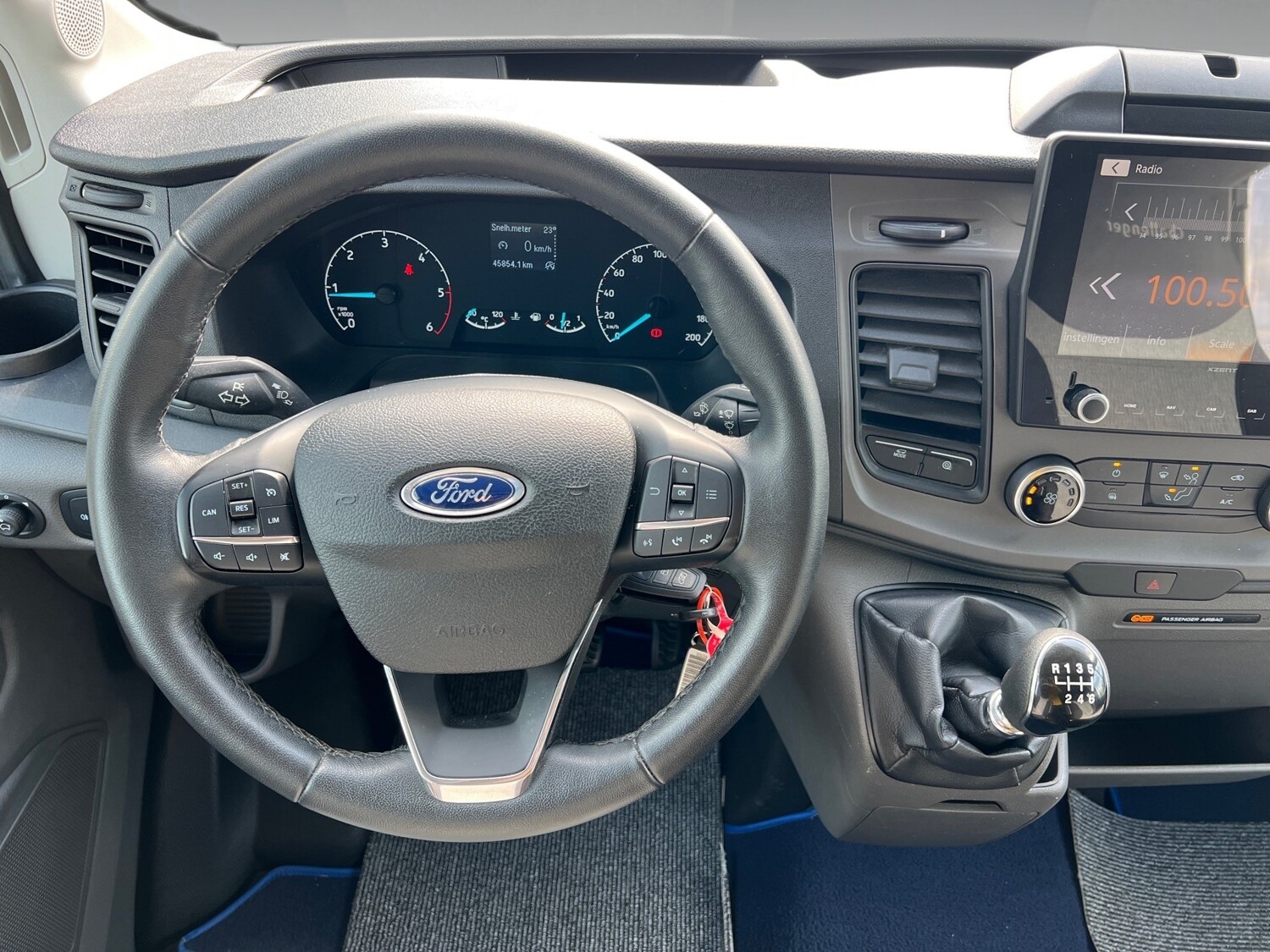 Challenger Teilintegriert 380 – Bild 7